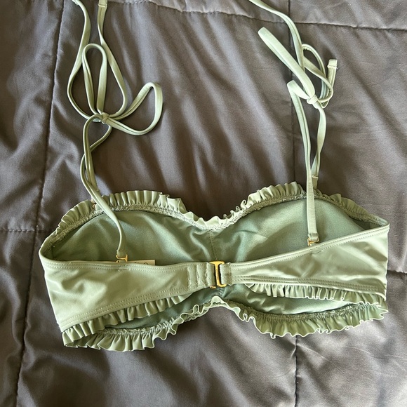 Hollister tie strap bikini top - Picture 2 of 2